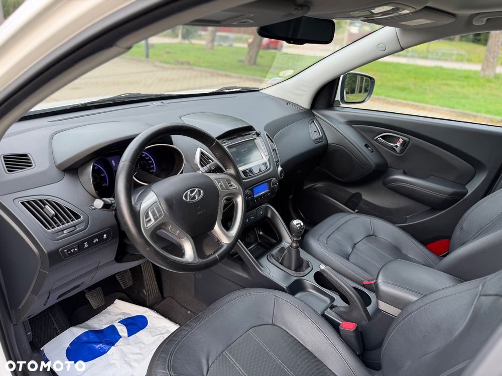 Hyundai ix35 2.0 CRDi 4WD Premium - 24