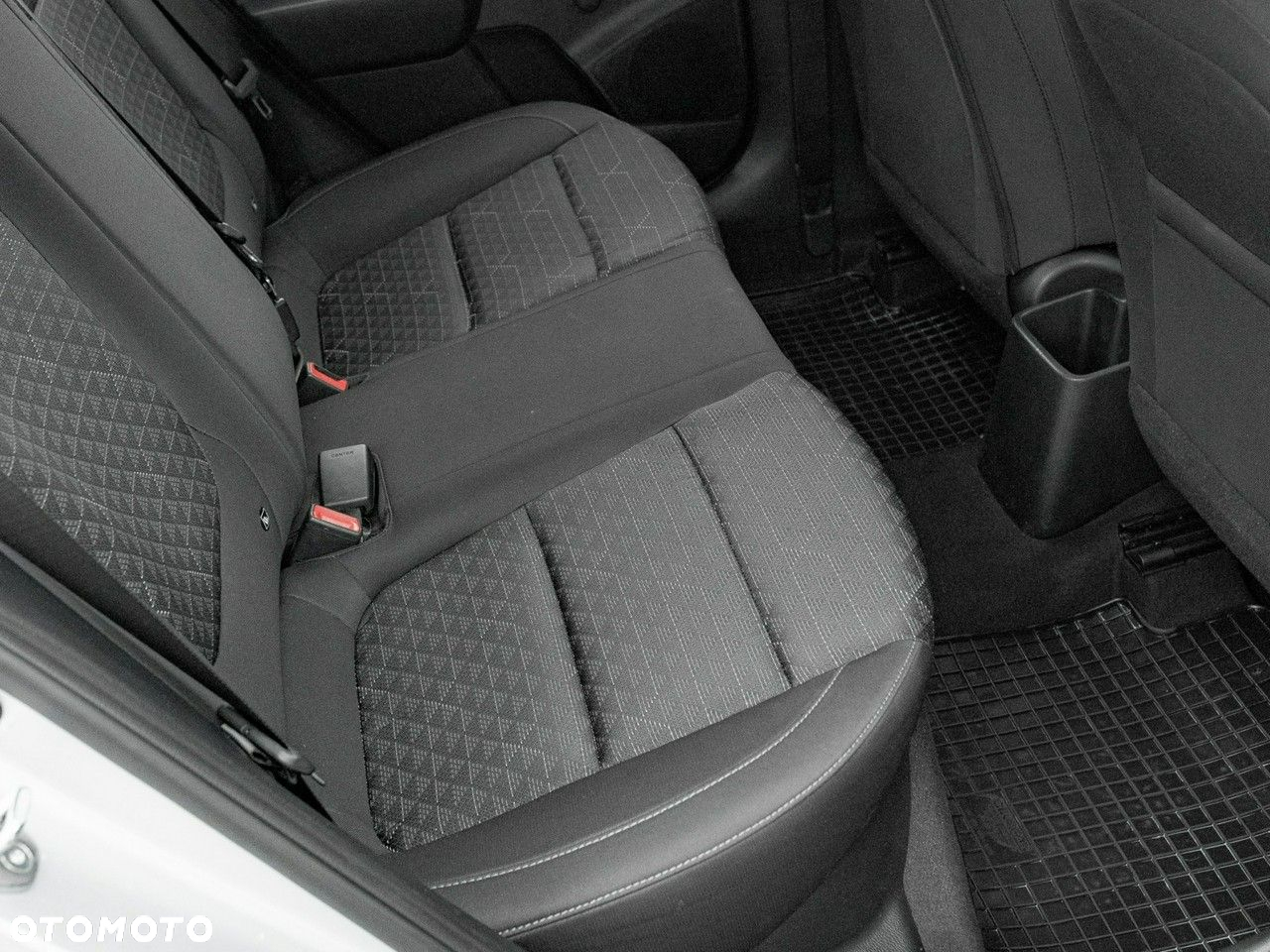 Kia Rio 1.2 M - 29