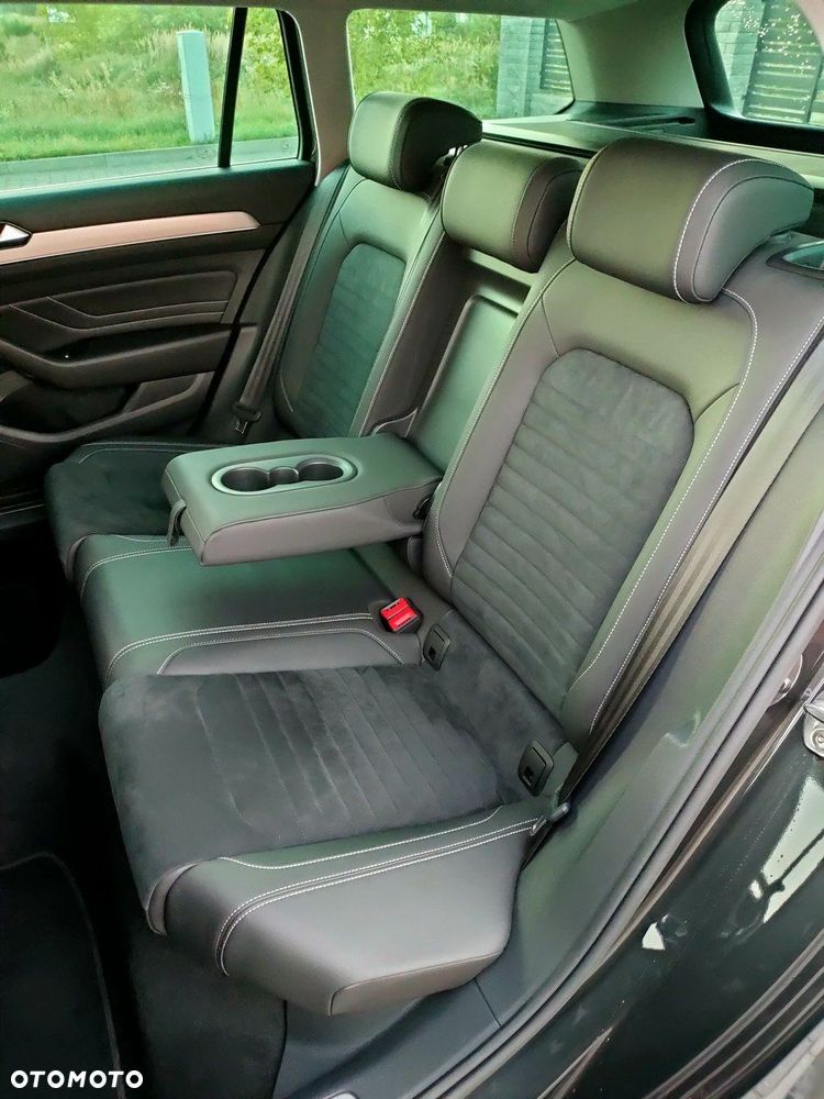 Volkswagen Passat - 13