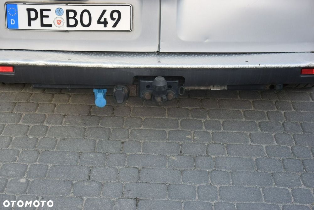 Renault Trafic - 12