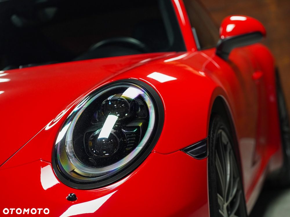 Porsche 911 Carrera S PDK - 18