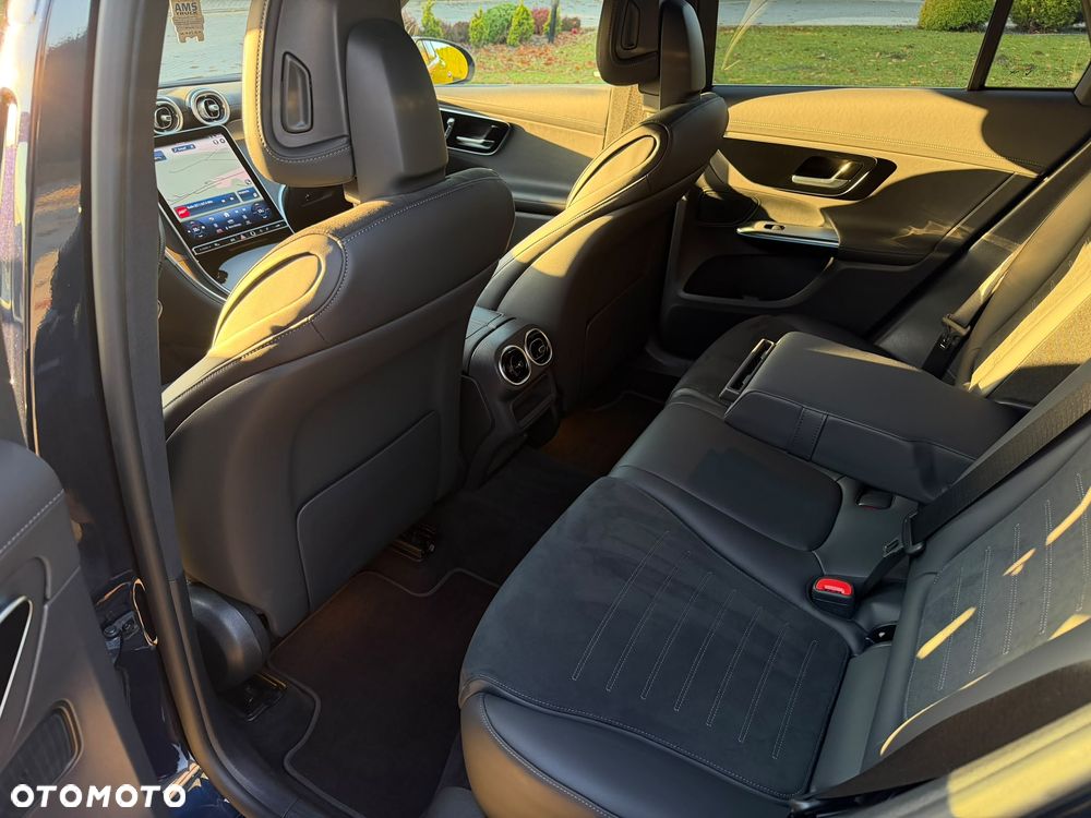 Mercedes-Benz GLC 300 mHEV 4-Matic AMG Line - 26