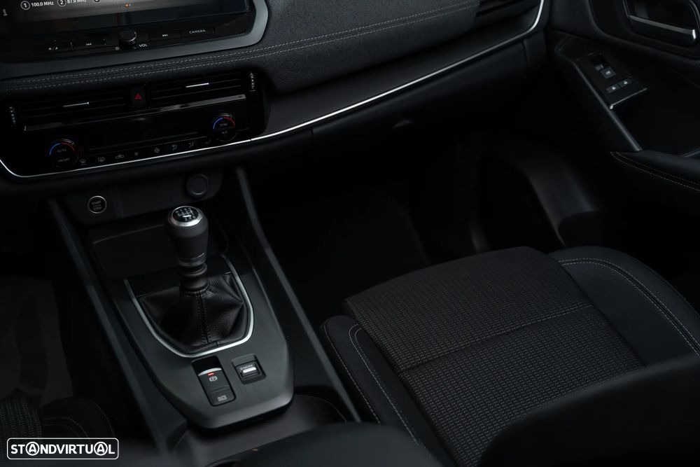 Nissan Qashqai 1.3 DIG-T Engage - 16