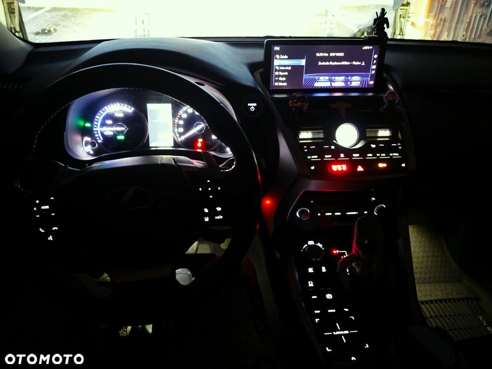 Lexus NX 300h Elegance AWD - 20