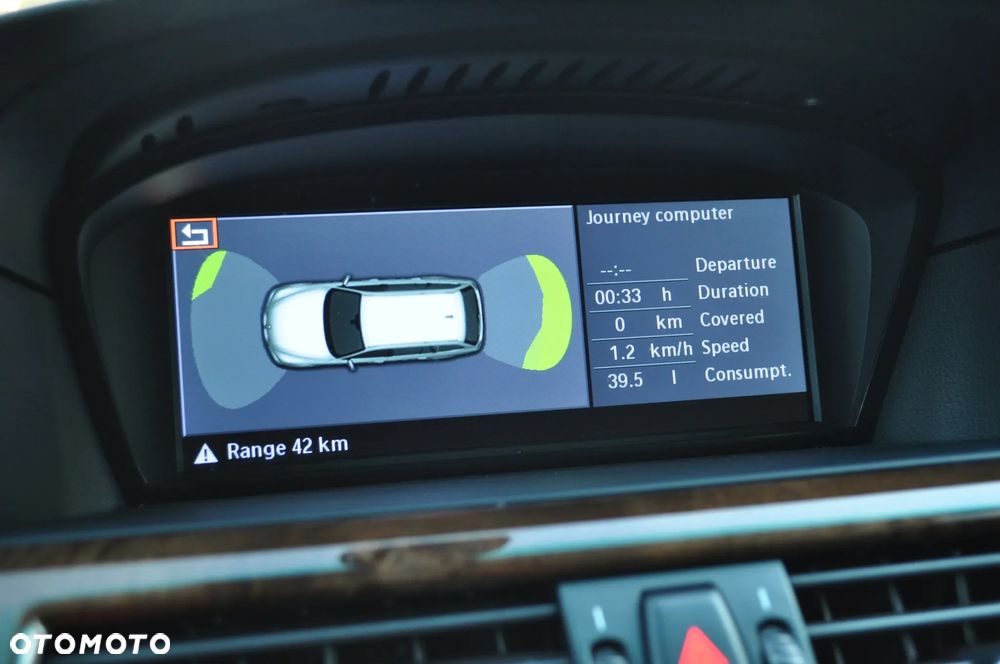 BMW Seria 5 525i Edition Exclusive - 22