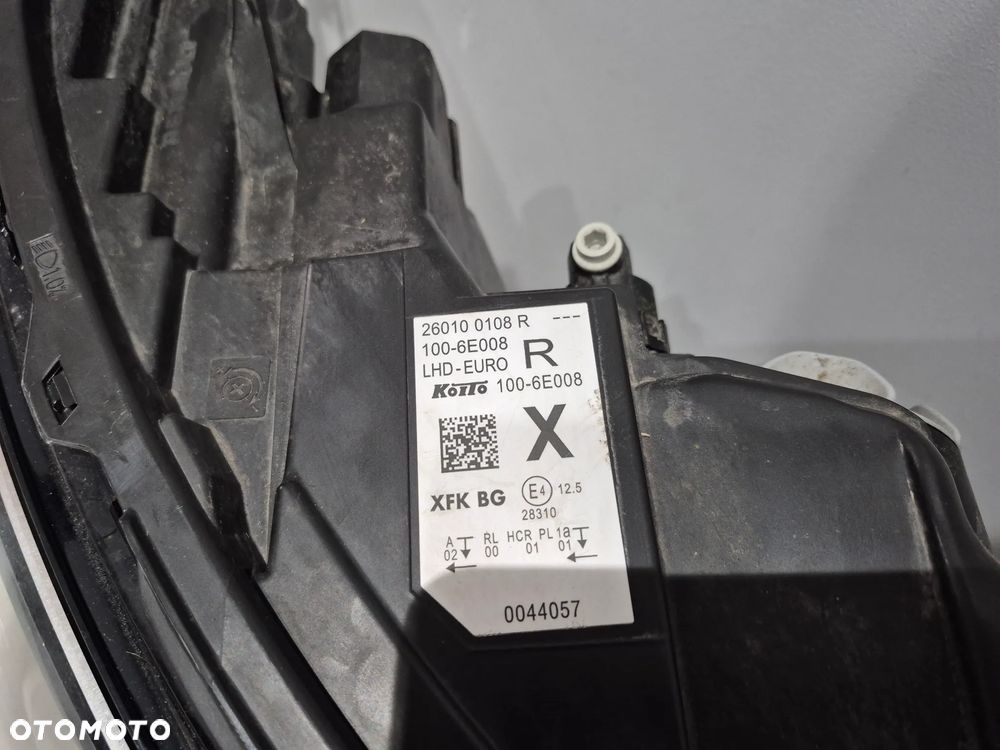 Renault Kangoo III 21- Lampa reflektor LED prawy przód 6PIN Europa oryginalny - 6