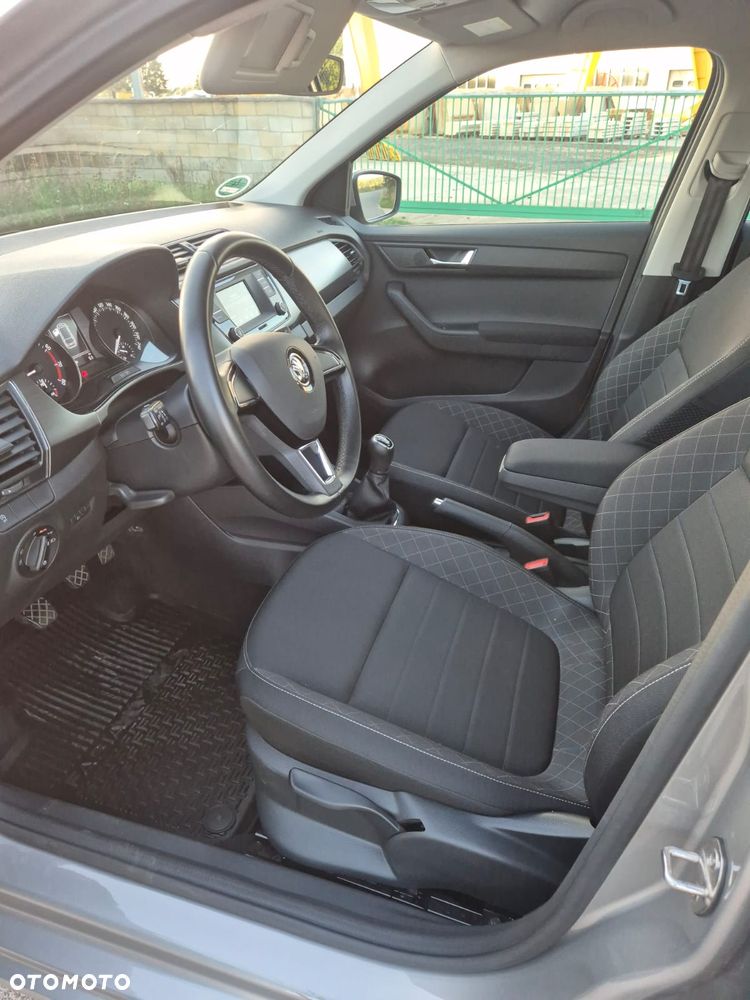 Skoda Fabia - 6