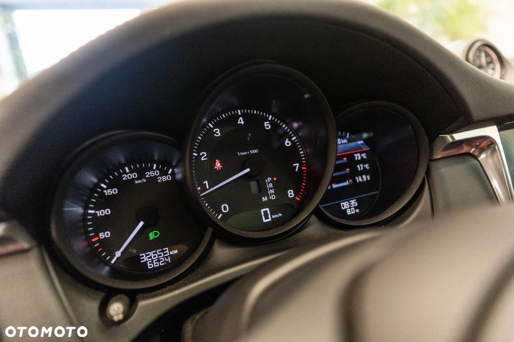 Porsche Macan Standard - 13
