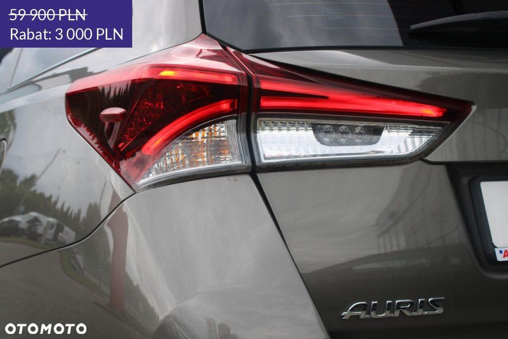 Toyota Auris - 11