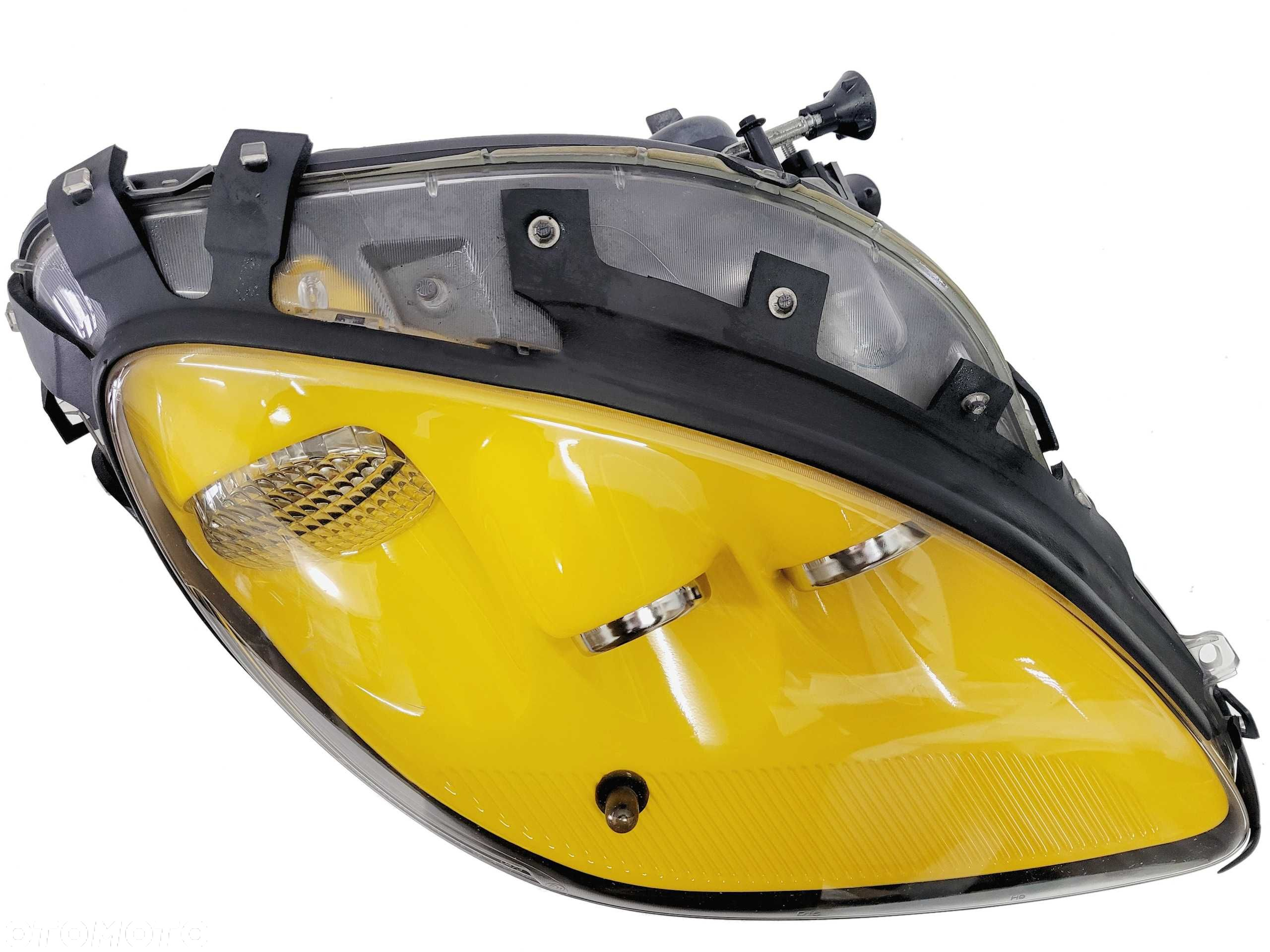 Chevrolet CORVETTE C6 Z06 - lampa przednia xenon HID - PRAWA - EU - 4