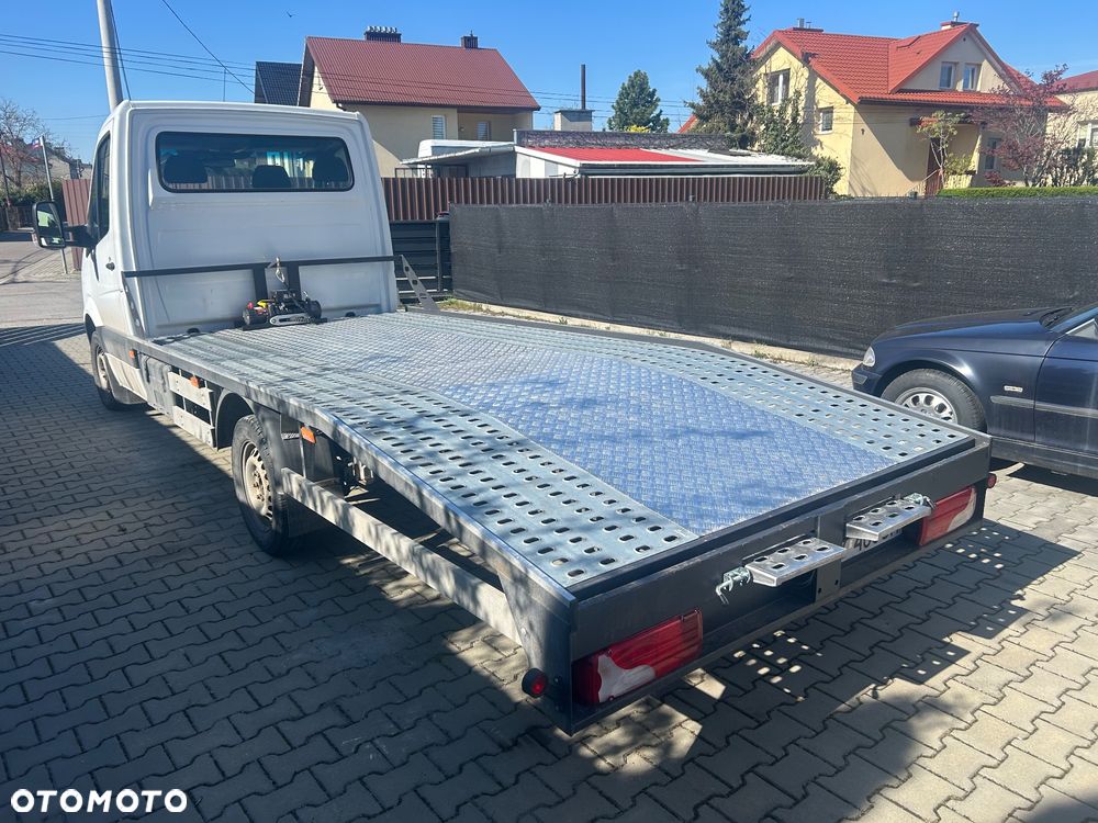 Mercedes-Benz Sprinter - 7