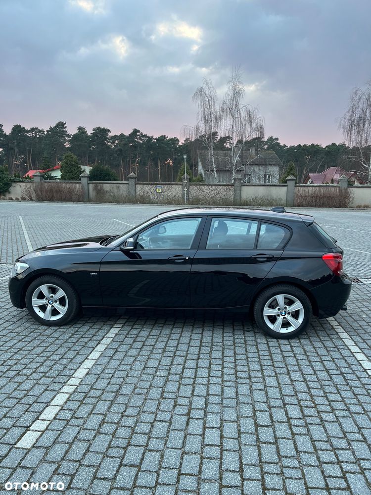 BMW Seria 1 116d Sport Line - 7