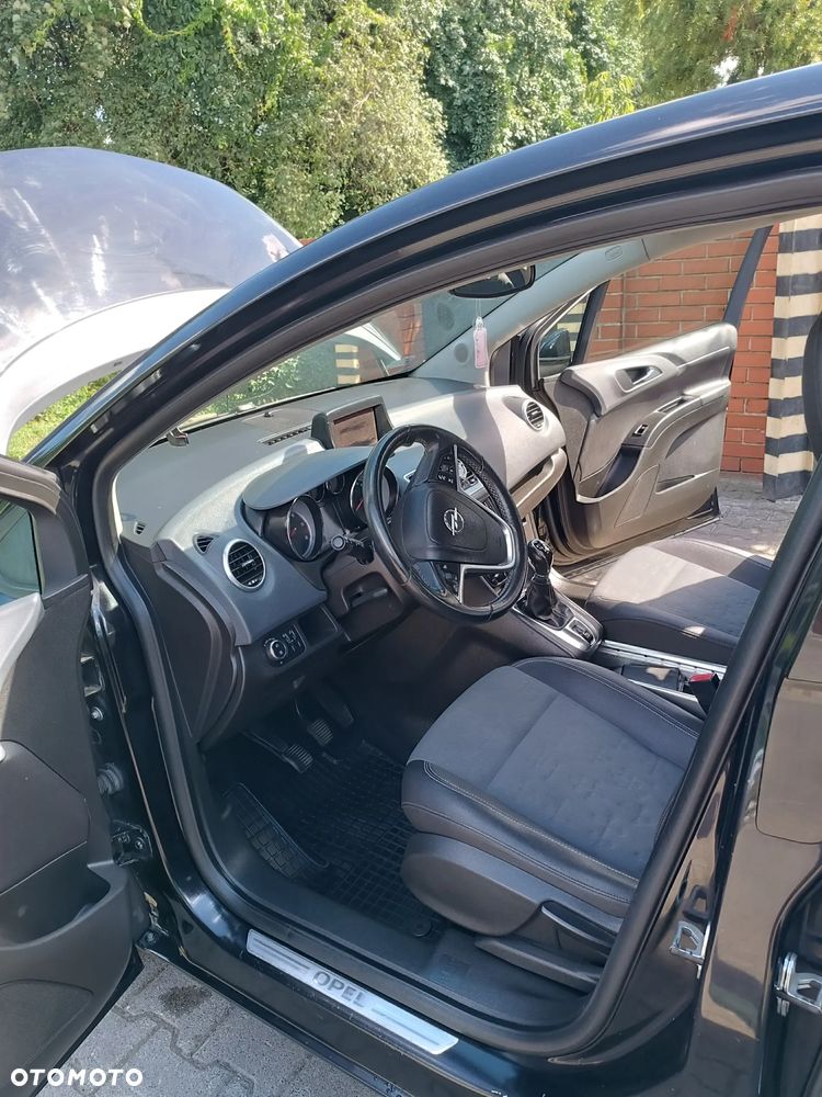 Opel Meriva - 8
