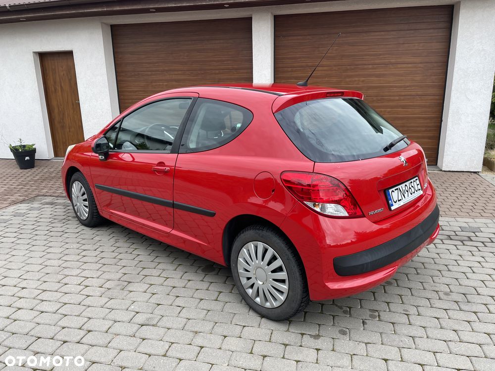 Peugeot 207 - 3