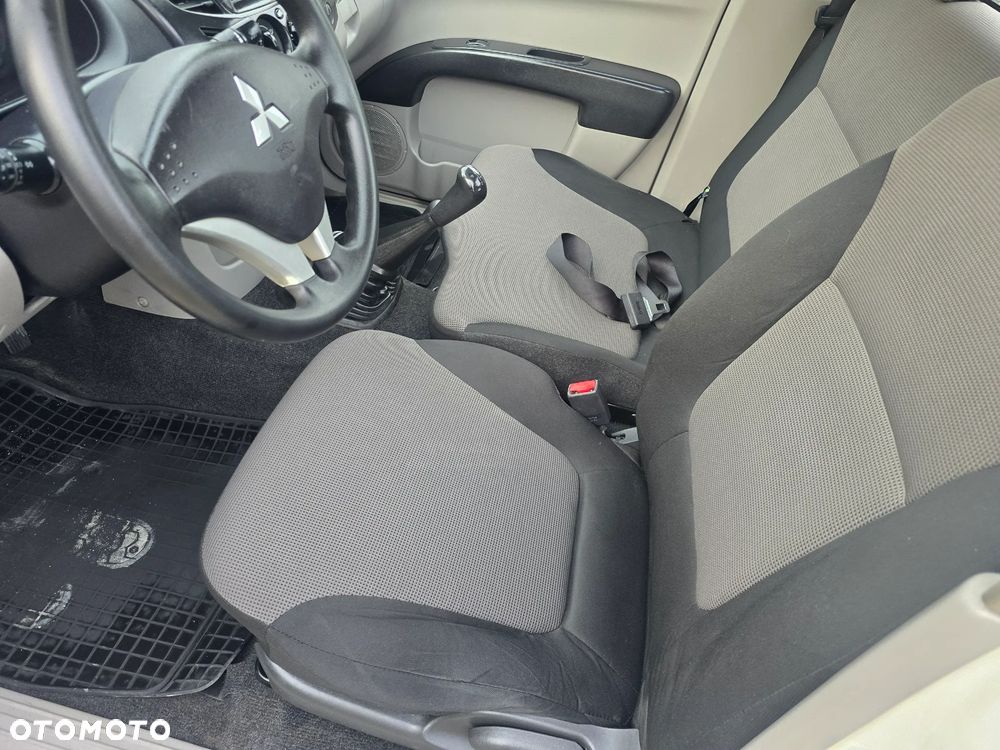 Mitsubishi L200 2.5 DID SC Inform 3os - 10