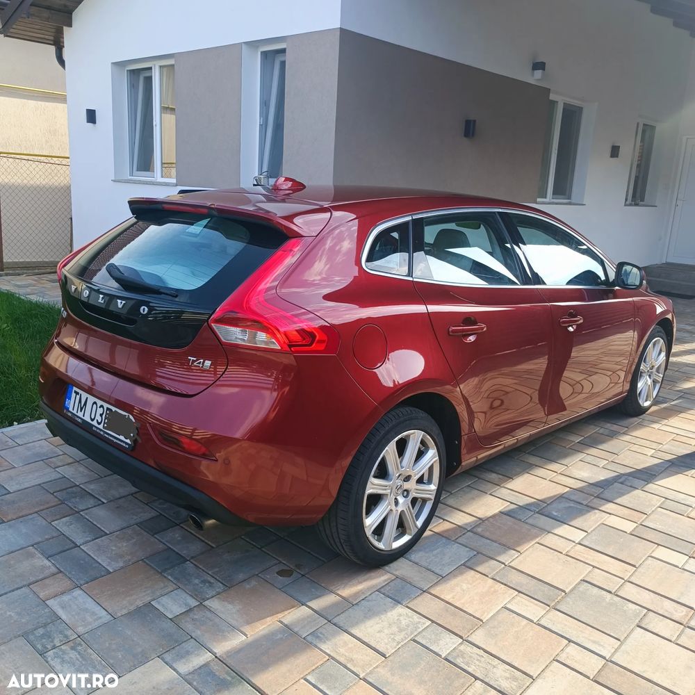 Volvo V40 T4 Aut. Inscription - 2