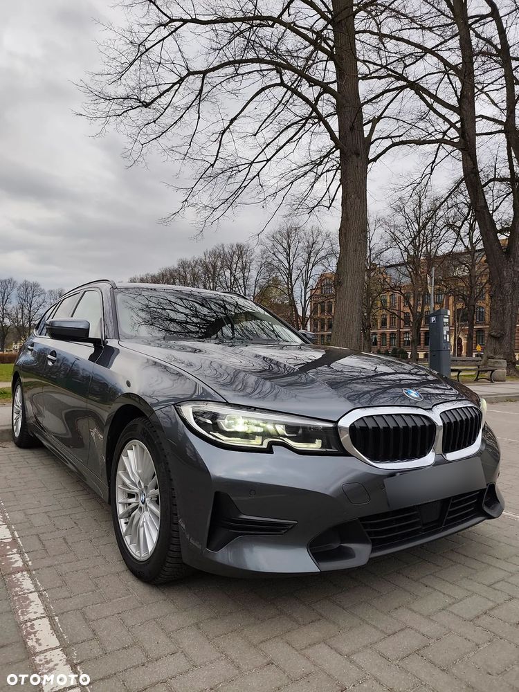 BMW Seria 3 320d Sport Line Shadow sport - 4