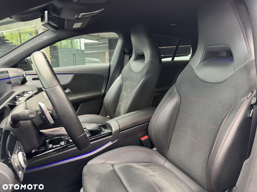 Mercedes-Benz CLA 200 AMG Line 7G-DCT - 12
