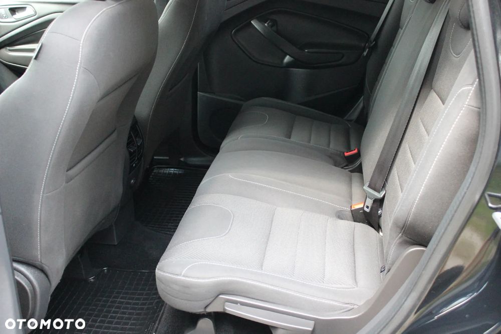 Ford Kuga 2.0 TDCi 4x4 Titanium - 24