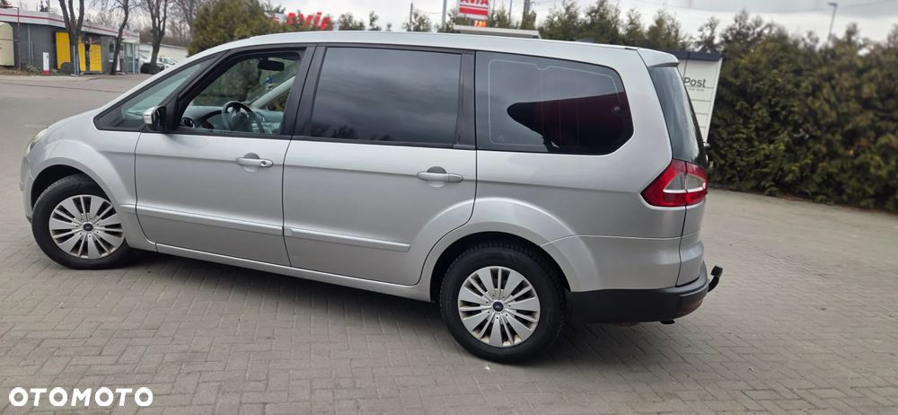 Ford Galaxy 2.0 TDCi Ghia - 9
