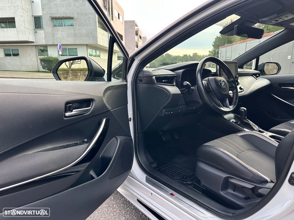 Toyota Corolla 1.8 Hybrid GR-Sport - 28