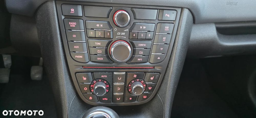 Opel Meriva - 31