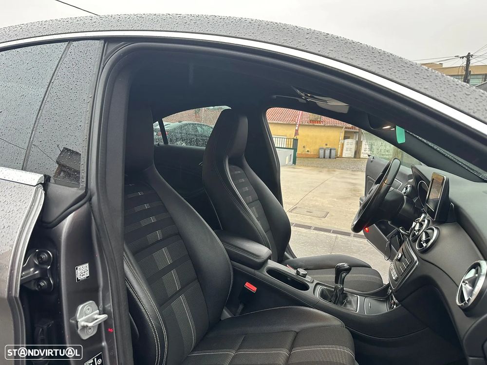 Mercedes-Benz CLA 180 d BlueEFFICIENCY Edition - 19