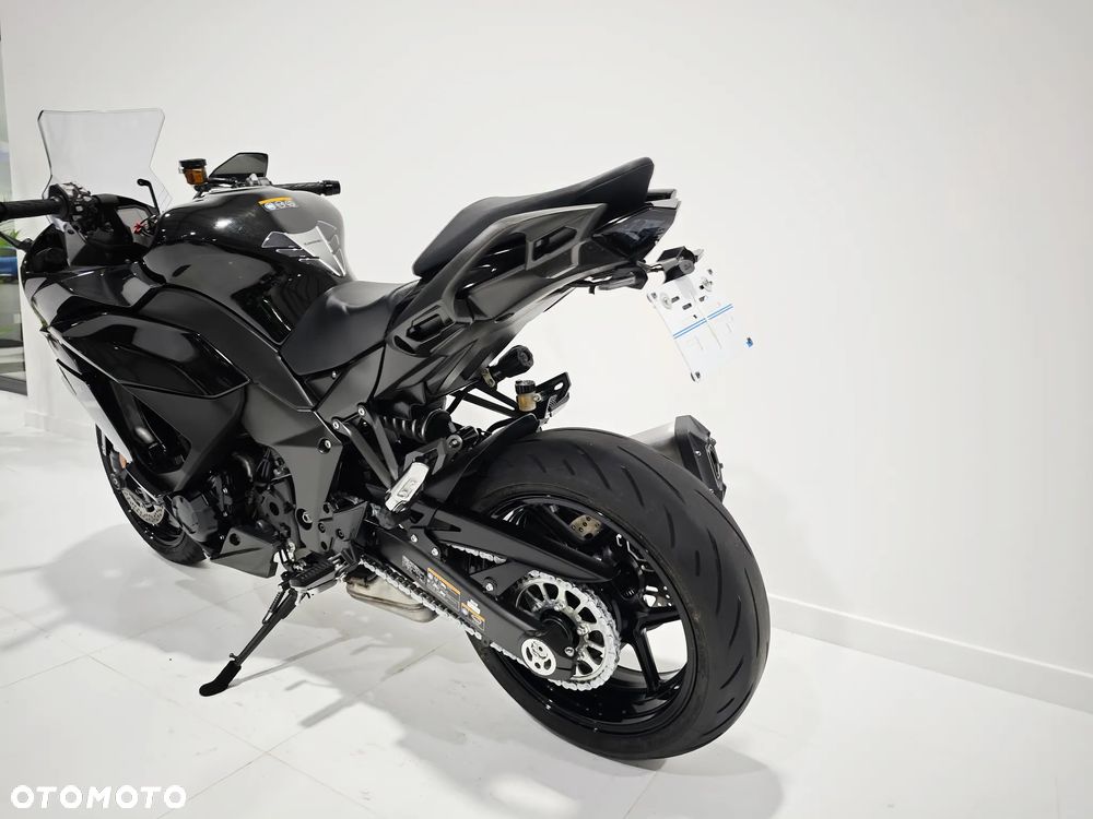 Kawasaki Ninja 1000 SX - 18