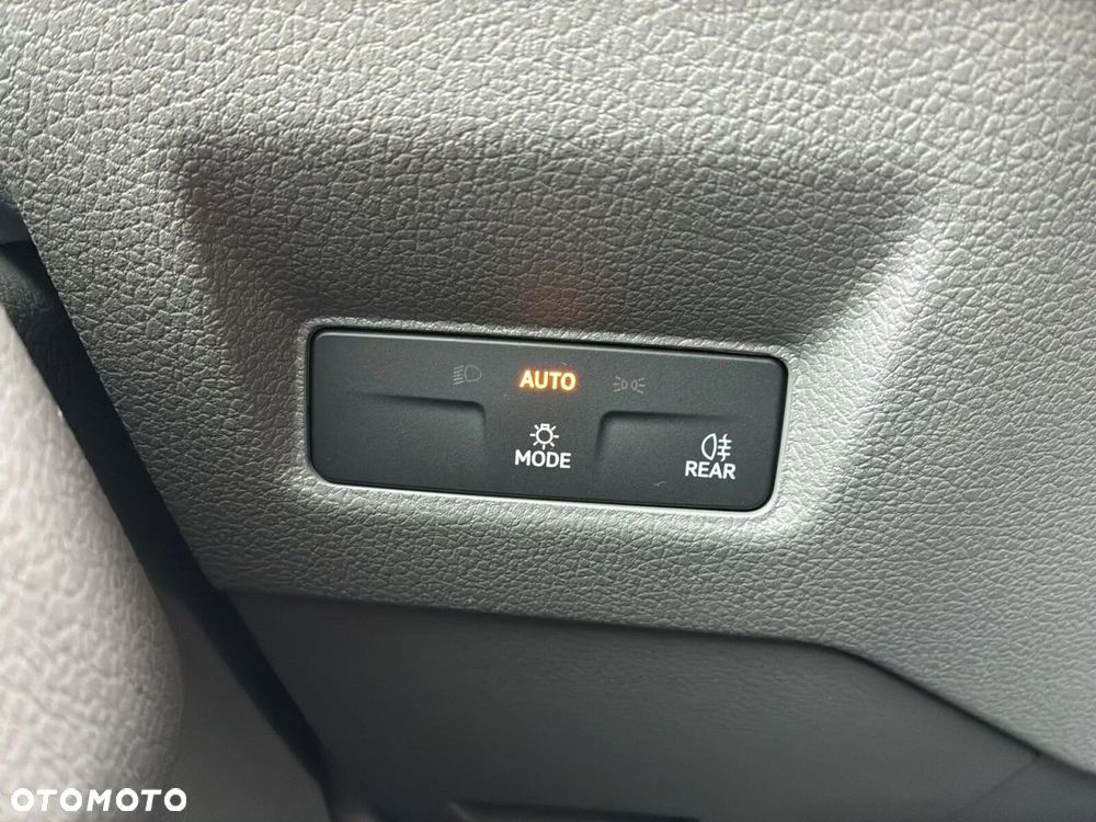 Volkswagen Crafter 35 Furgon L4H3, 2.0BiTDI 177KM, Wysoki dach, r. o. 4490mm - 31