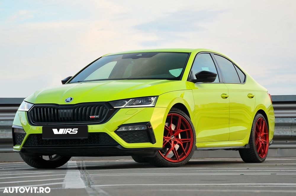 Skoda Octavia 2.0 TSI DSG RS - 1
