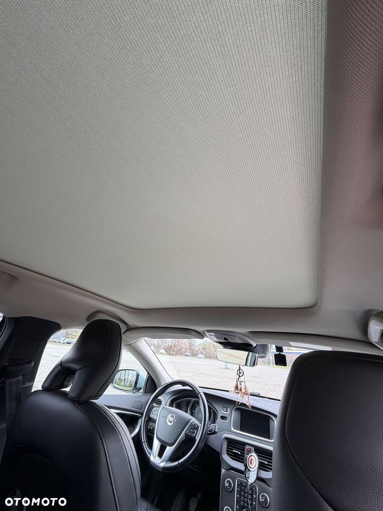 Volvo V40 D4 Summum - 16