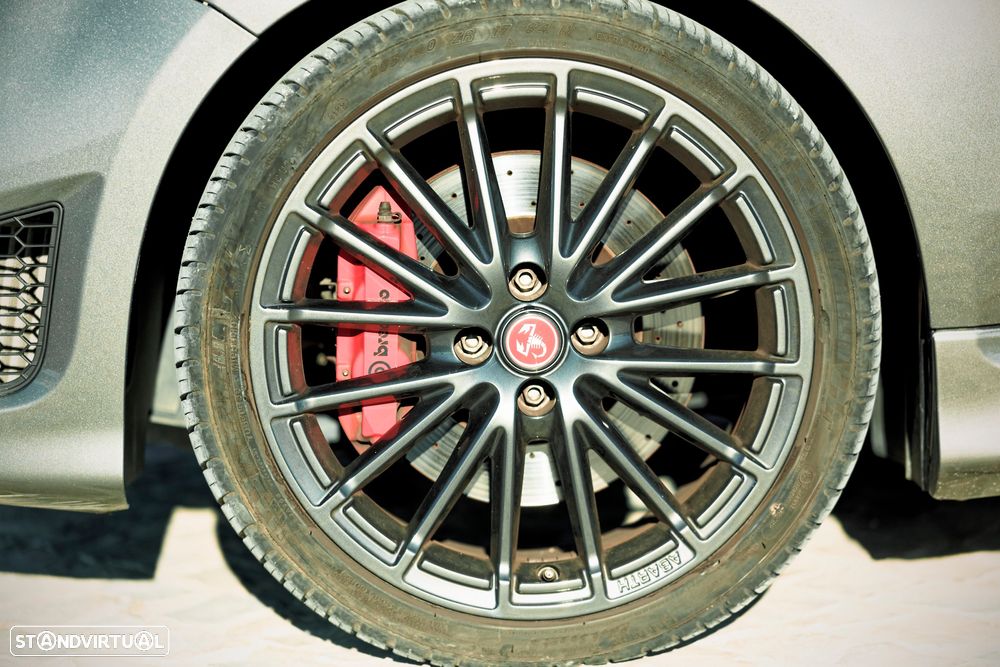 Abarth 695C 1.4 T-Jet - 17