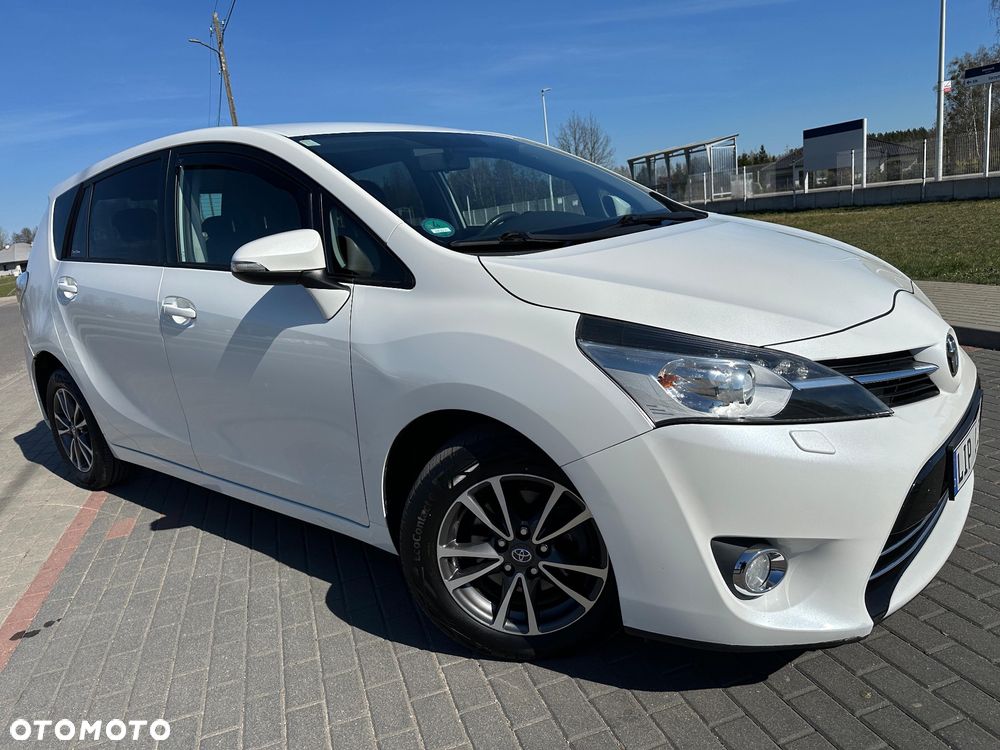 Toyota Verso 2.0 D-4D Edition - 1