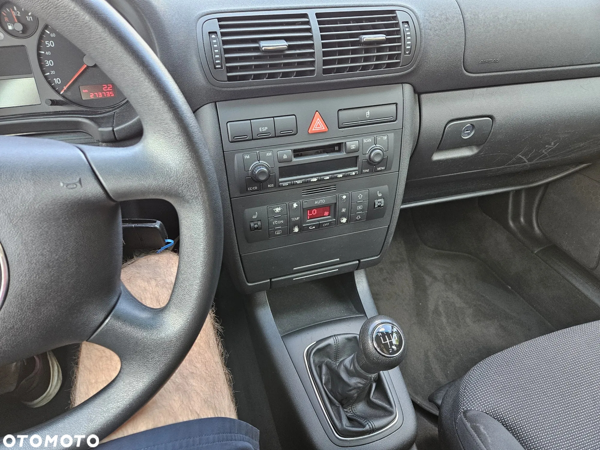 Audi A3 1.6 Ambiente - 8