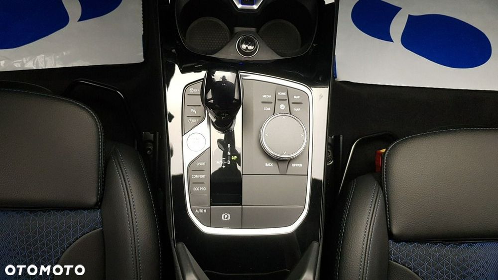 BMW Seria 1 - 25