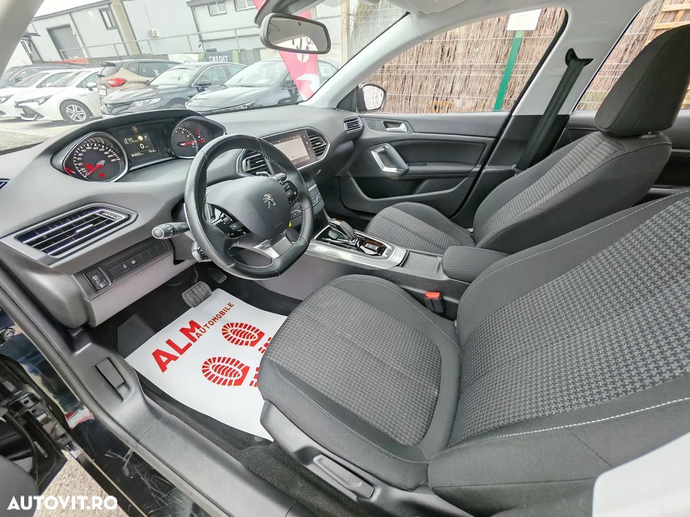 Peugeot 308 1.2 L PureTech Turbo S&S Active Aut. - 3