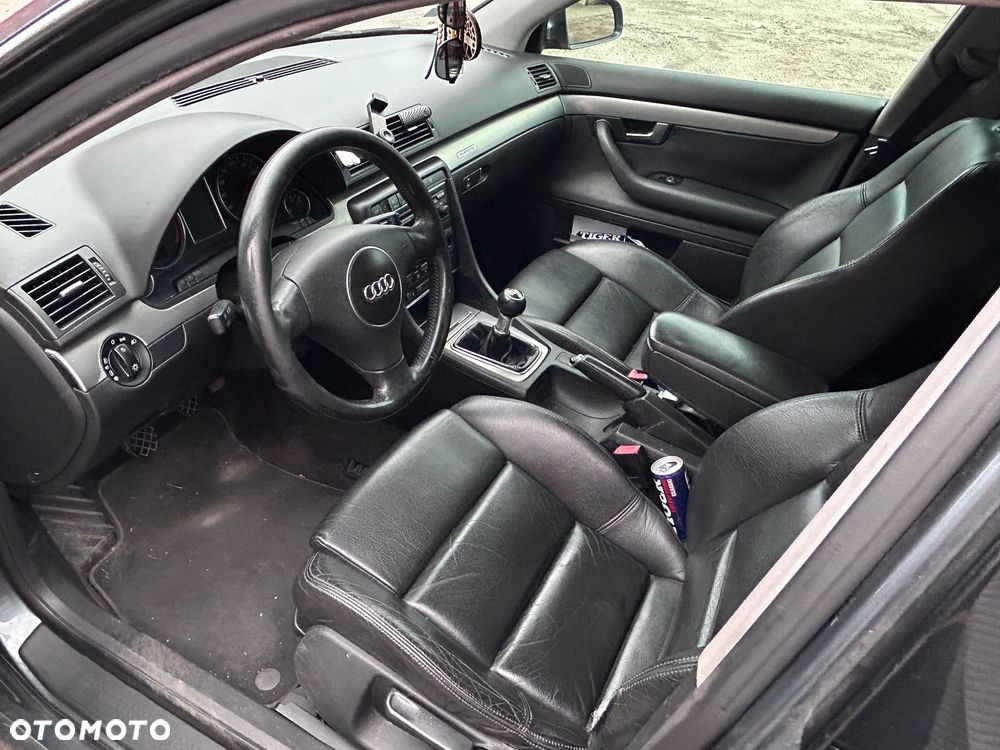 Audi A4 Avant - 8