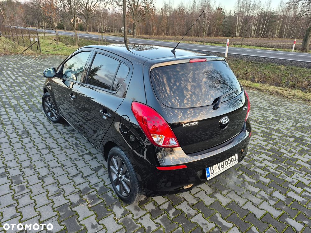 Hyundai i20 - 17