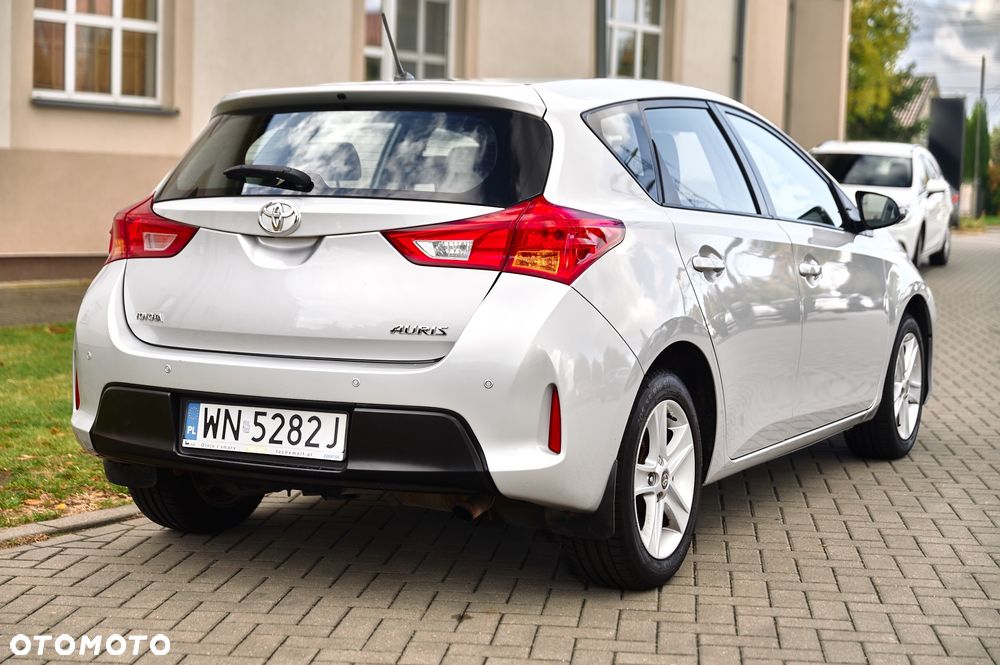 Toyota Auris 1.6 Dynamic - 18