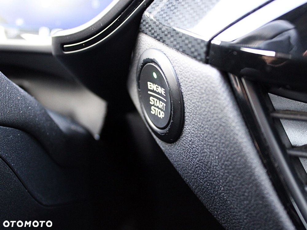 Ford Kuga 2.0 EcoBlue AWD ST-Line X - 32