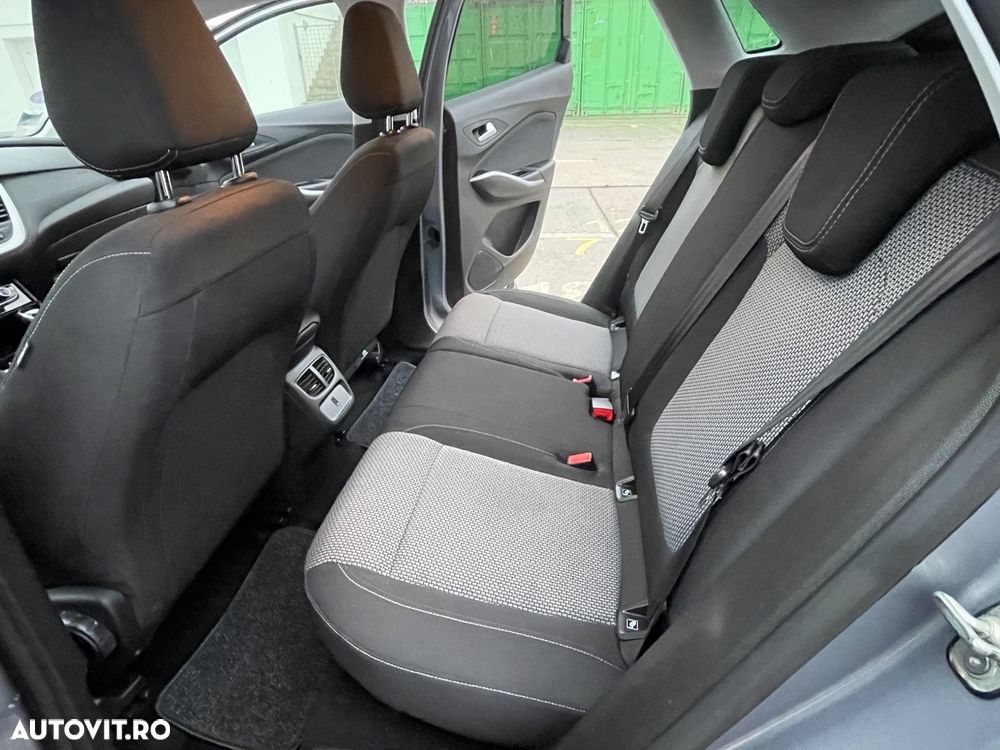 Opel Grandland X 1.2 Turbo START/STOP Aut. Design Line - 20