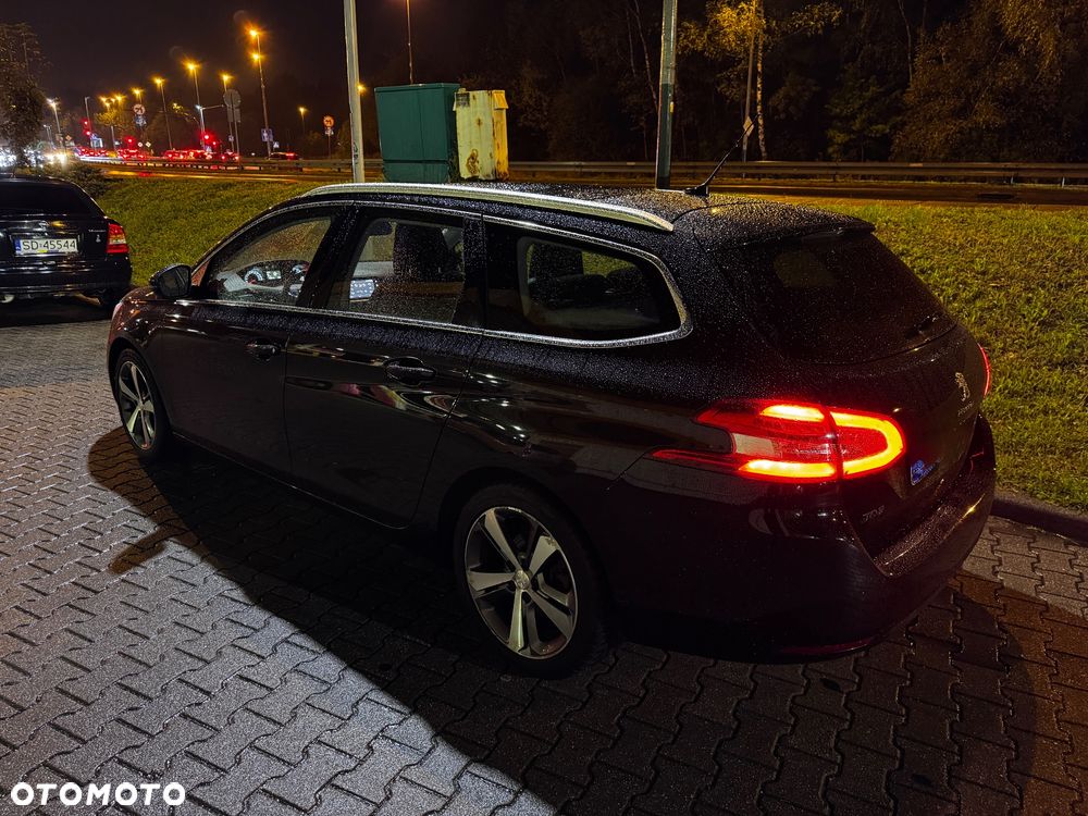 Peugeot 308 130 e-THP Stop & Start Allure - 7