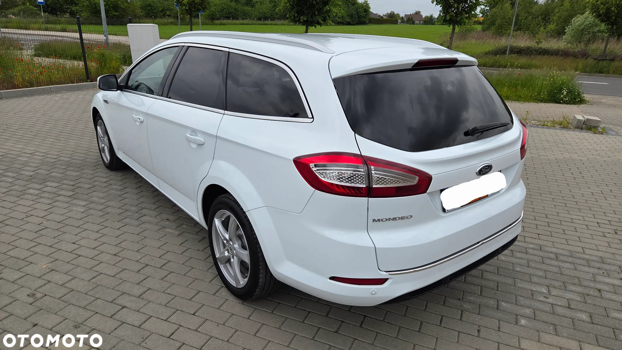 Ford Mondeo 2.0 TDCi Titanium - 9