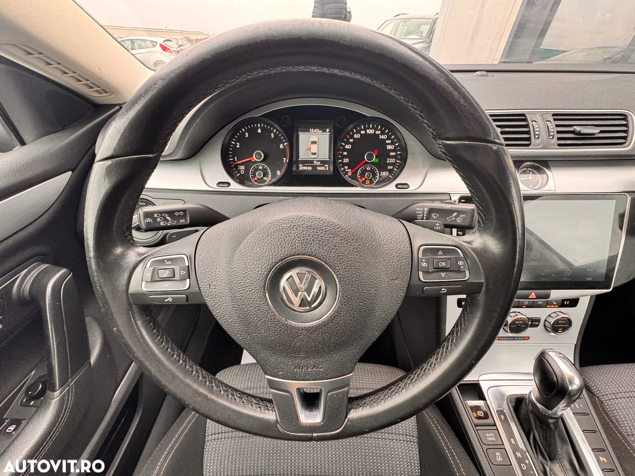 Volkswagen Passat CC - 21