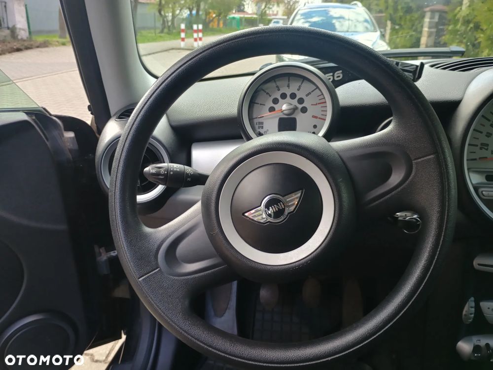 MINI ONE Standard - 8