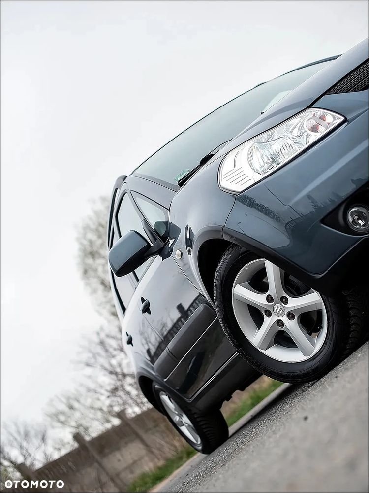 Suzuki SX4 - 16