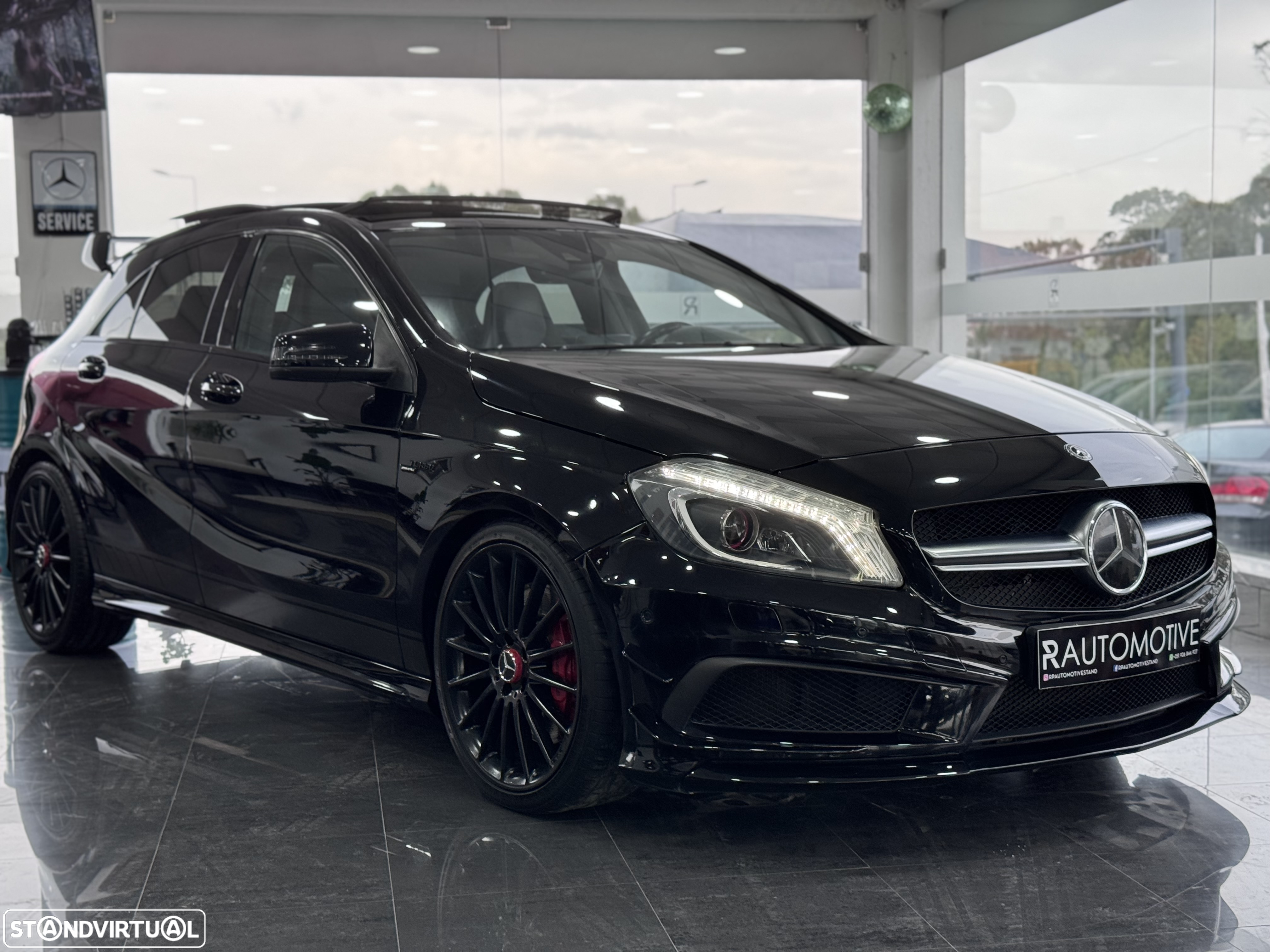 Mercedes-Benz A 45 AMG 4Matic Speedshift 7G-DCT Edition 1 - 2