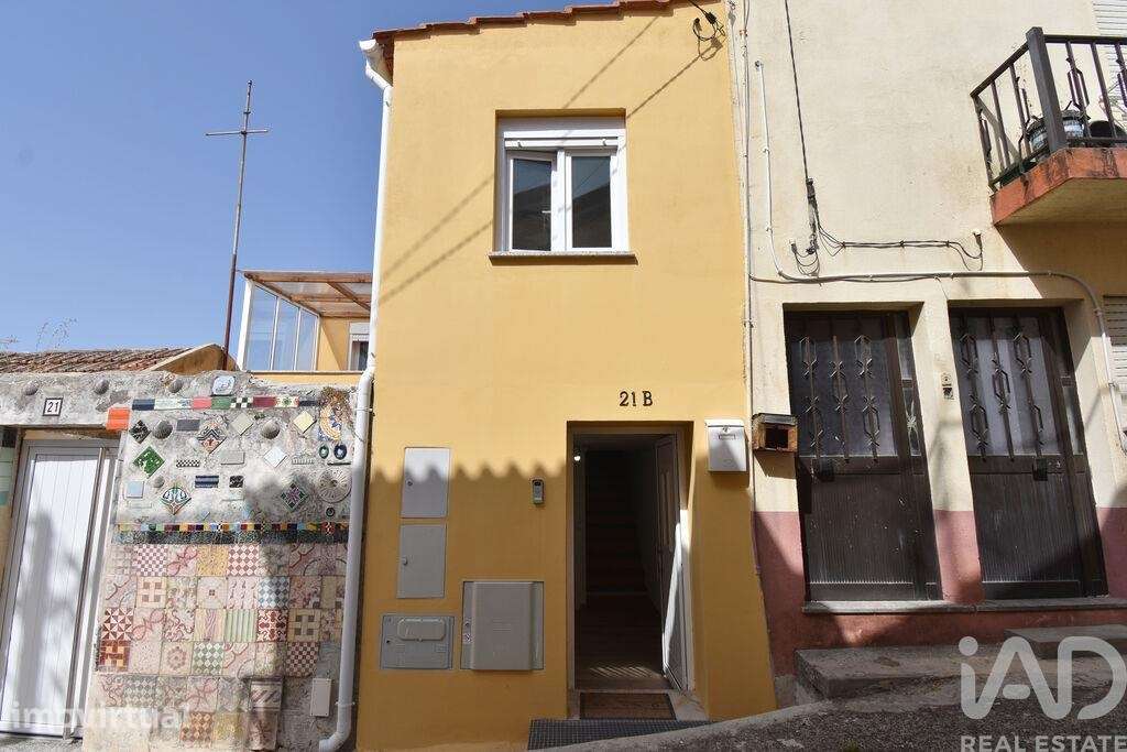 Casa de Cidade T2 em Tavarede de 90,00 m2 - Grande imagem: 2/21