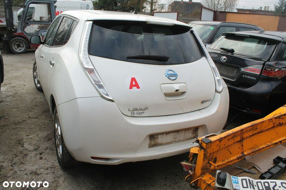 Nissan Leaf - 3