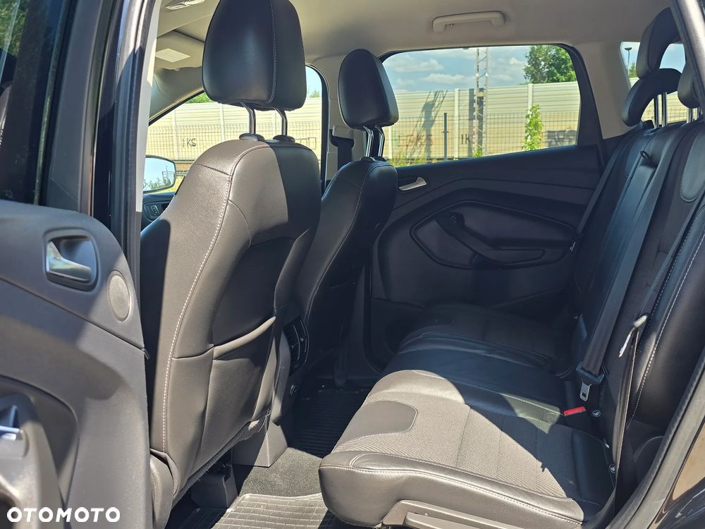 Ford Kuga 2.0 TDCi 4x4 Titanium - 13